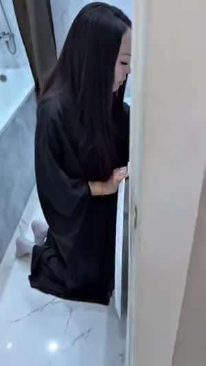 누나 그걸 왜 거기에 넣어요