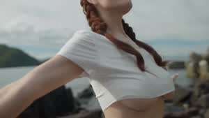 포즈 취해주는 일본 언더붑 처자 몸매.MP4