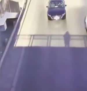 합법적으로 무단횡단 하는 방법...