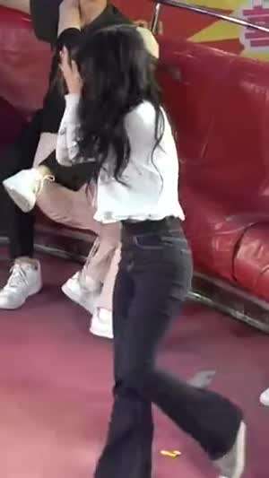 절대 안 넘어지는 디스코 팡팡녀 mp4