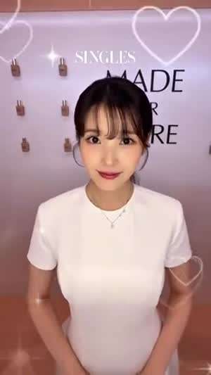 아이유 우리은행 3월/ 싱글즈