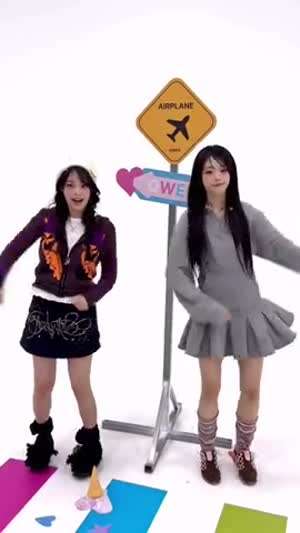 QWER 히나, 시연
