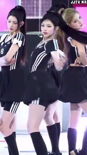 아디다스 티 숏레깅스 니삭스 하츠투하츠 이안.mp4