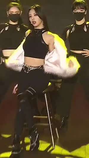 ITZY-유나