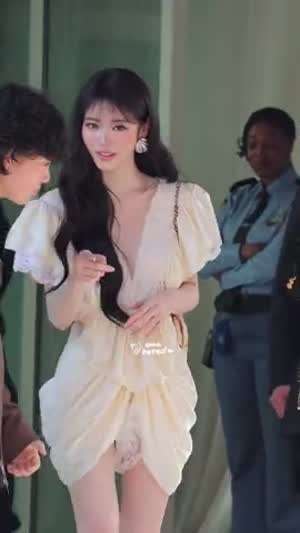 MEOVV (미야오) 안나