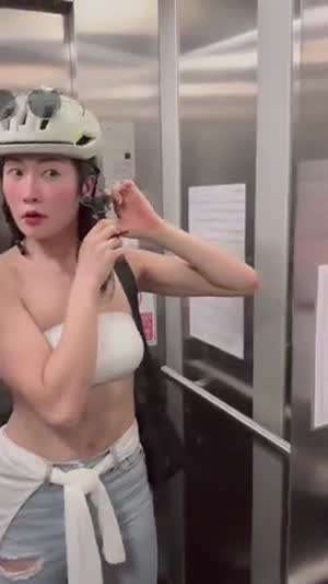 아줌마는 이렇게 입으면 안돼?