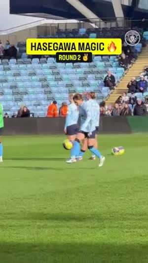 일본 여자축구선수 하세가와 유이 개인기.gif