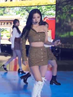 프로미스나인-이채영