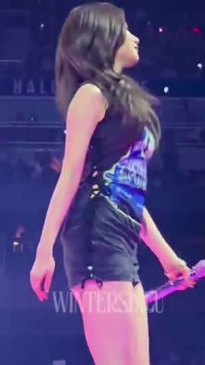 트와이스 사나.gif