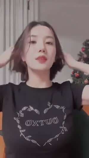 권은비