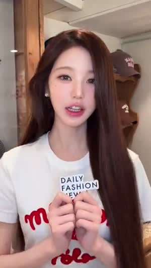 아이브 장원영 데페뉴 인형 미모.mp4