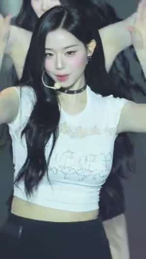 트리플에스 김채연 국가권력급 크기