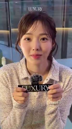 채수빈 260407 롱샴