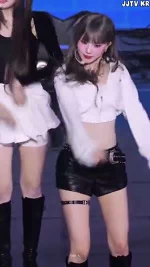 앞지퍼 크롭 후드 브라탑 개미허리 기립근 트리플에스 곽연지.mp4