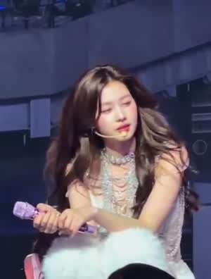 트와이스 사나