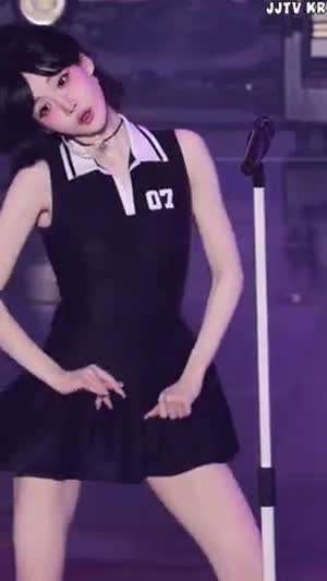 카라 블랙 민소매 원피스 검정 속바지 트리플에스 김나경.mp4