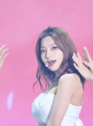 프로미스나인-이새롬