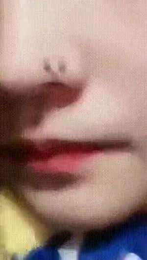 누나의 콧구멍