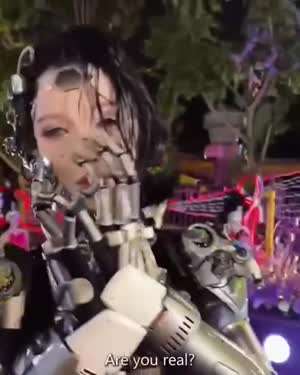 Dalaotian Cosplay  (video-with-sound)