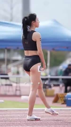 육상 김민지 검은 유니폼 탱탱한 힙