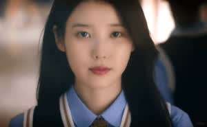 아이유 21세기 대군부인 1회 움짤 . GIF (스압)