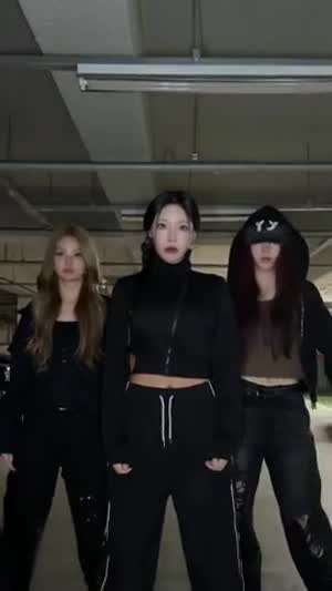라잇썸 상아, 초원, 주현