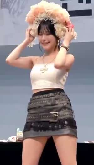 프로미스나인 백지헌