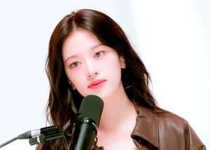아이브 안유진
