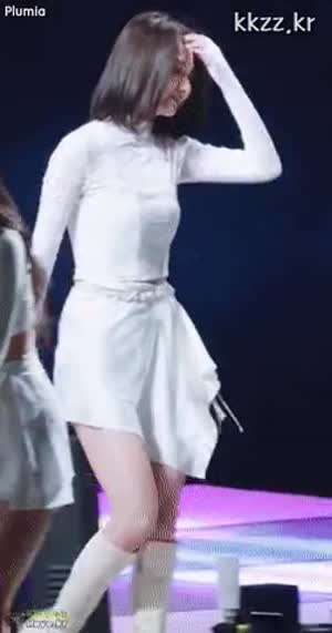 프로미스나인-이나경