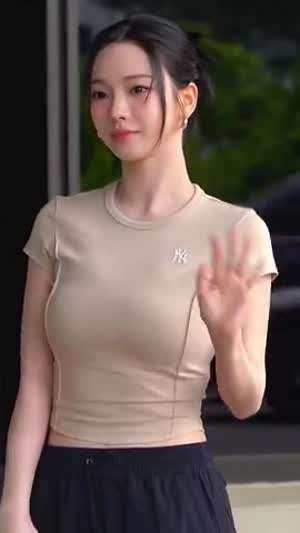 오늘 출국하는 에스파 카리나