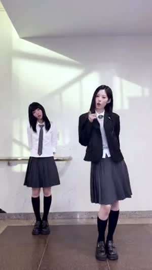 리센느 리브, 메이