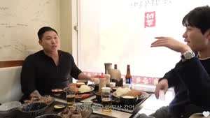 딘딘이랑 부산 횟집에서 술먹다가 기분이 나빠진 스윙스.mp4