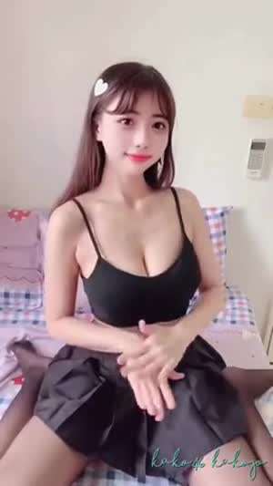 가슴 흔드는 누나