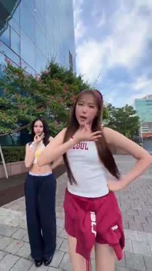 하츠투하츠 카르멘, 예온