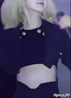 [에이오에이/AOA] 초아...언더붑 밑가슴 노출