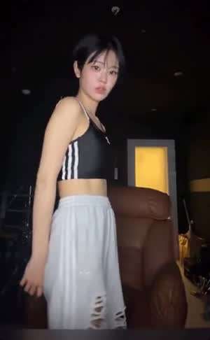 QWER 쵸단 복근