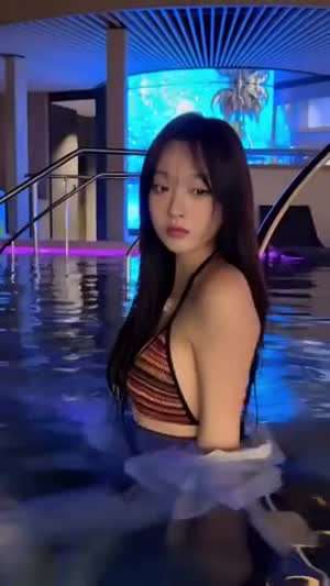 [HOT클릭] 前시그니처 멤버...클로이(윤지원) 비키니