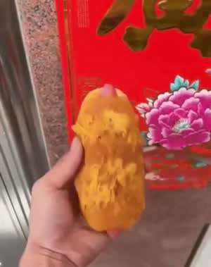 공갈 소세지빵