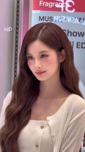 오늘자 무신사 뷰티 홍대 엔믹스 설윤