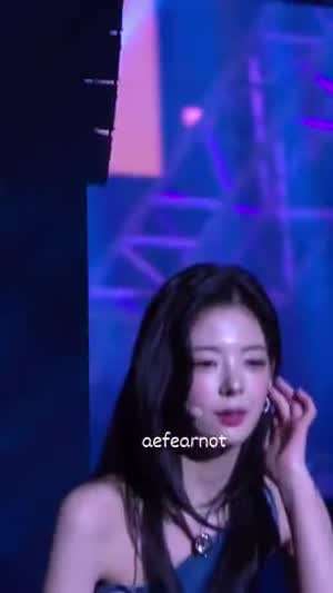 ITZY 리아