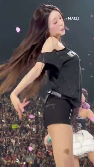 ITZY 유나 1열 직관