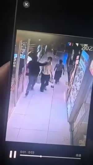 [시청주의] 중국 광저우에서 무차별 칼부림 사건 발생